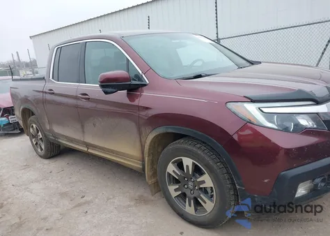 2017 Honda Ridgeline Rtl-T z USA, uszkodzony, nr VIN 5FPYK3F61HB001947